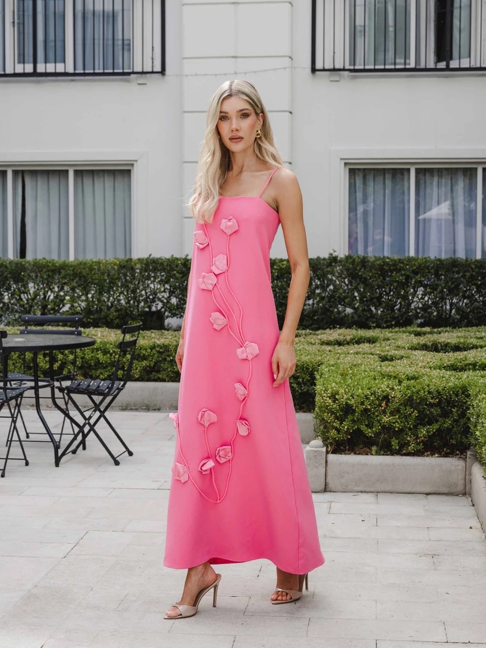 elliatt nolana pink 3d floral applique maxi gown dress size large NEW